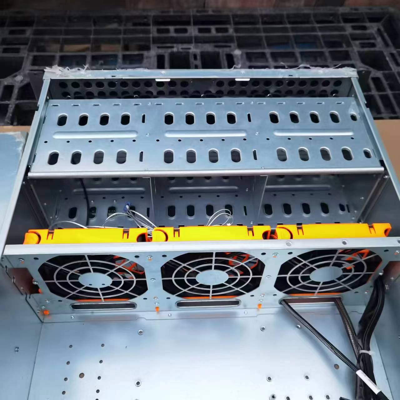 Chassi de Servidor Industrial  - 8 Gpu 4U Server Chassis avaliação e preço